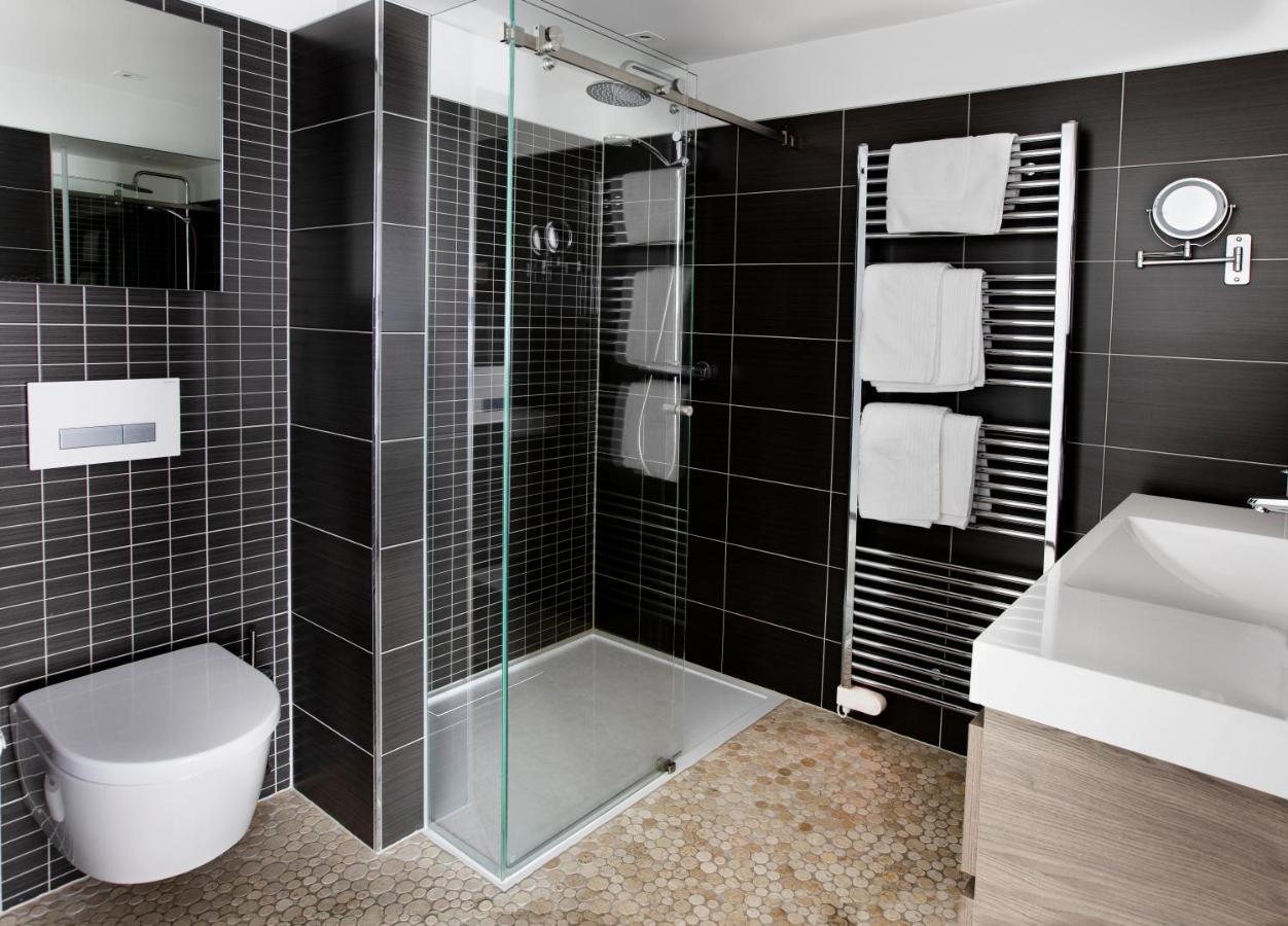 Apart! Food & Drinks Apartments Zwolle  Bagian luar foto
